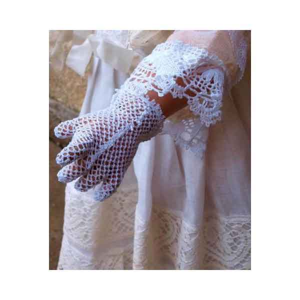 White Vintage Crochet Gloves